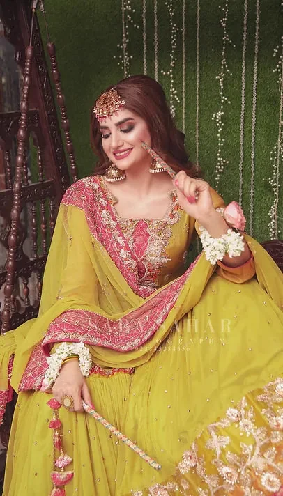 Gul-Nehal by Maira Khan, view 2 of 8