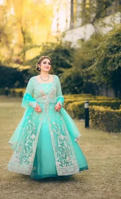 Neelofar, heavy pret by Maira Khan