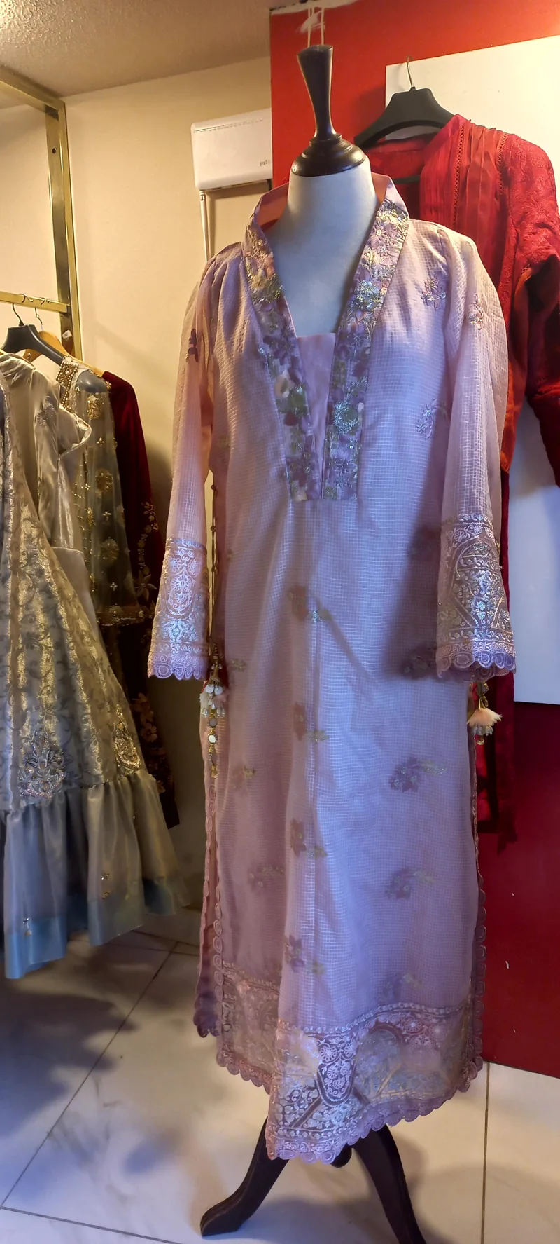 Noor by Maira Khan, view 3 of 4