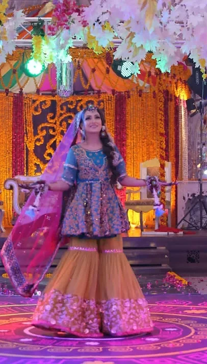 Rang Saheli by Maira Khan, view 3 of 6